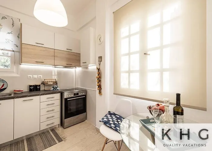 Thea Lassi 2 Bedroom Apartment, Garden Level Apartment *