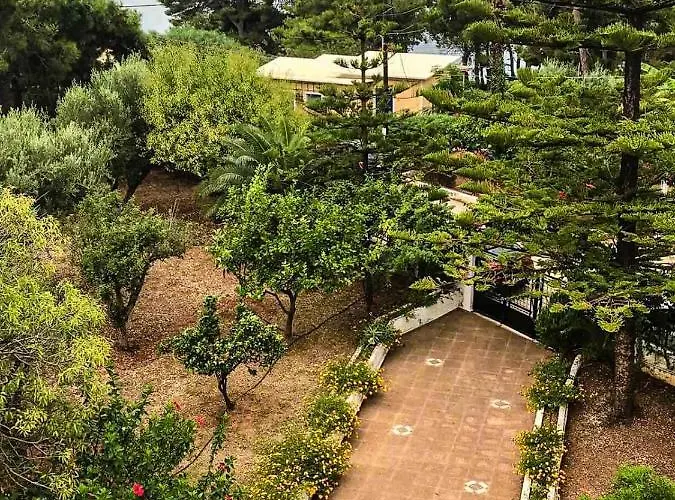 Apartment Thea Lassi 2 Bedroom Apartment, Garden Level *