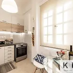 Thea Lassi 2 Bedroom Apartment, Garden Level Apartman *