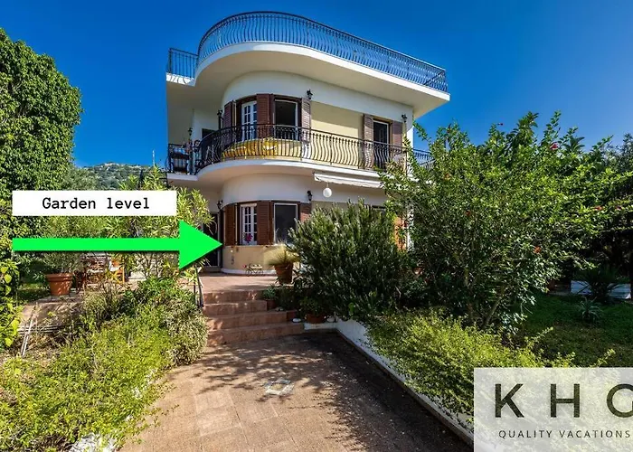 Thea Lassi 2 Bedroom Apartment, Garden Level Апартаменты Аргостолион