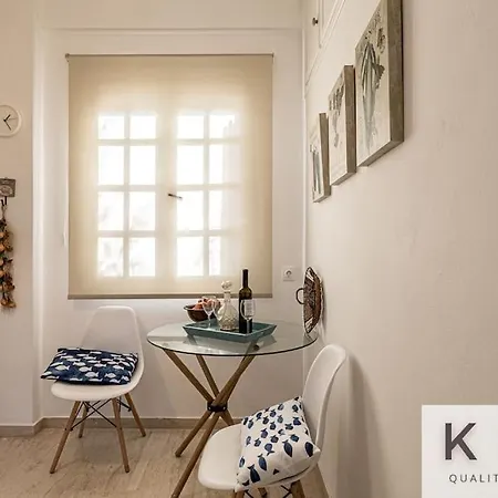 Thea Lassi 2 Bedroom Apartment, Garden Level דירה *